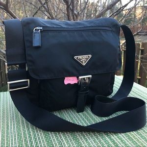 ❇️Auth Prada Vela Nylon Shoulder/Messenger Bag❇️